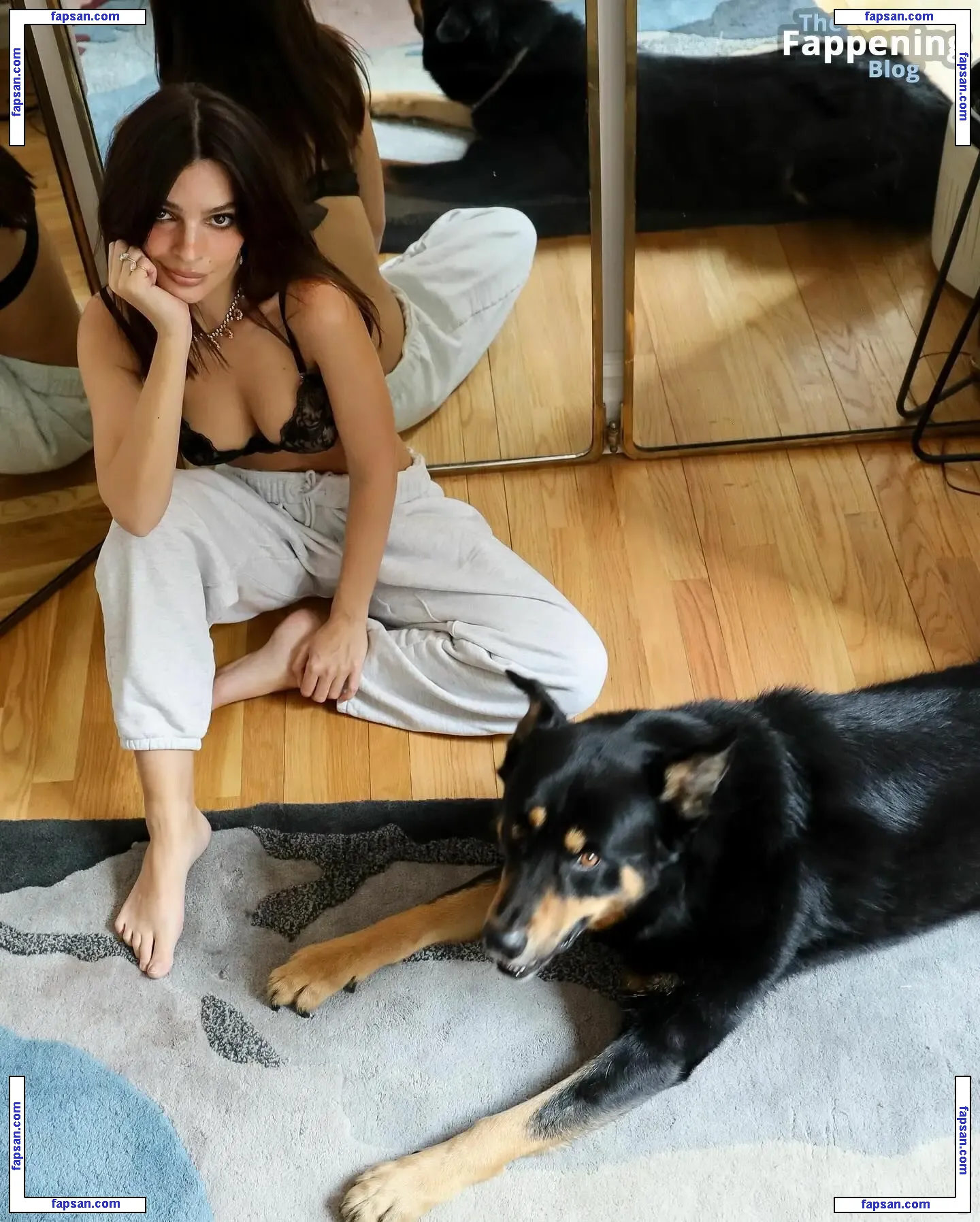 Emily Ratajkowski nude photo #17426 from OnlyFans