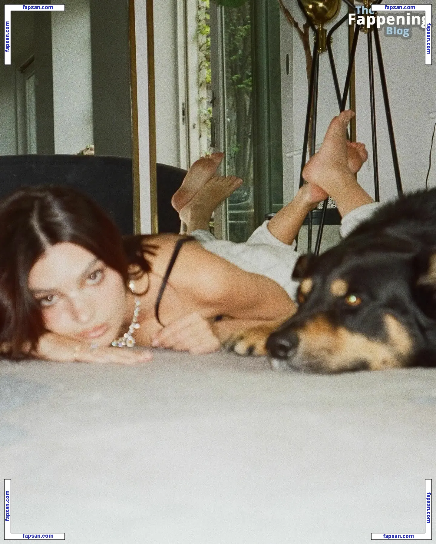 Emily Ratajkowski nude photo #17430 from OnlyFans