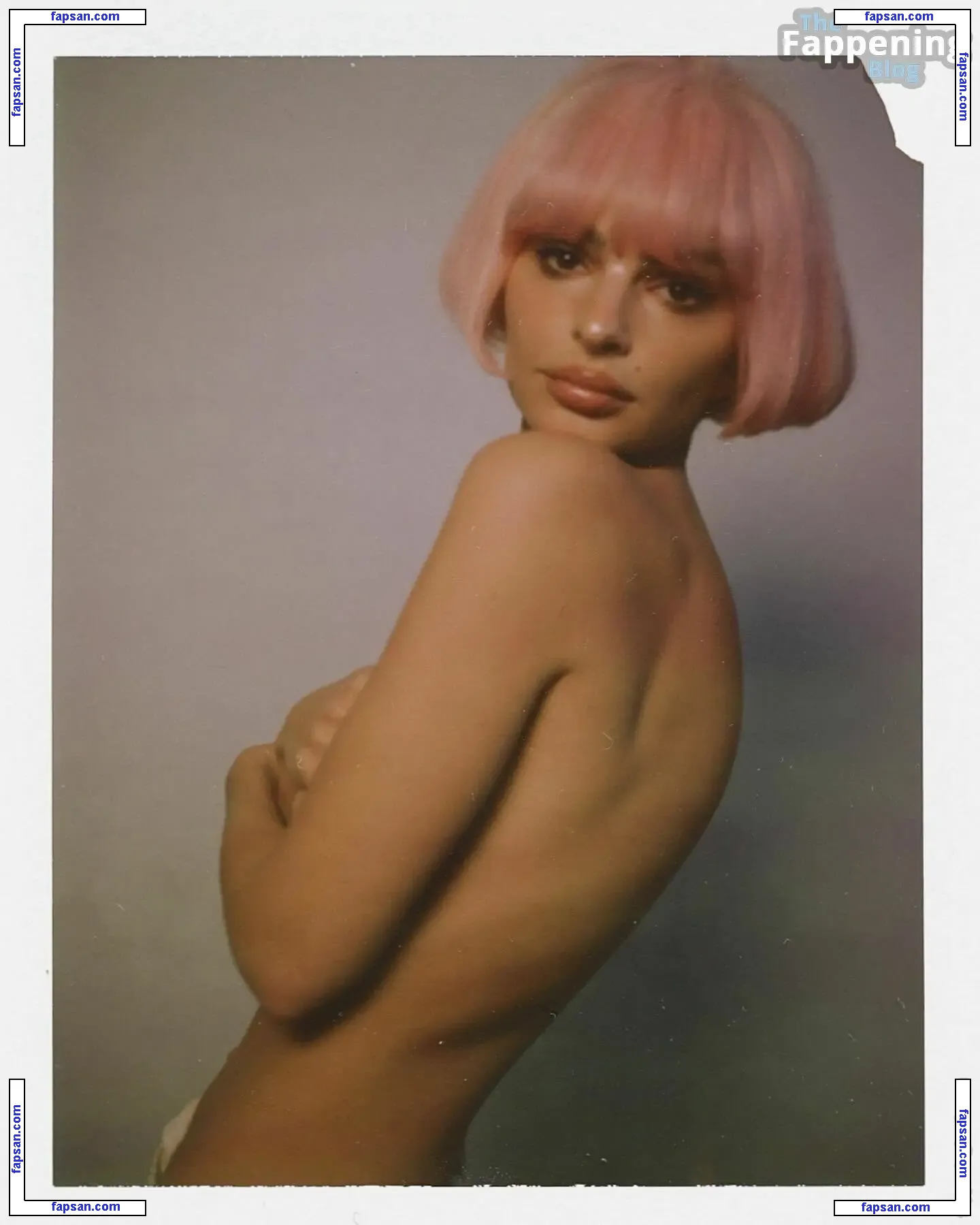 Emily Ratajkowski nude photo #17539 from OnlyFans