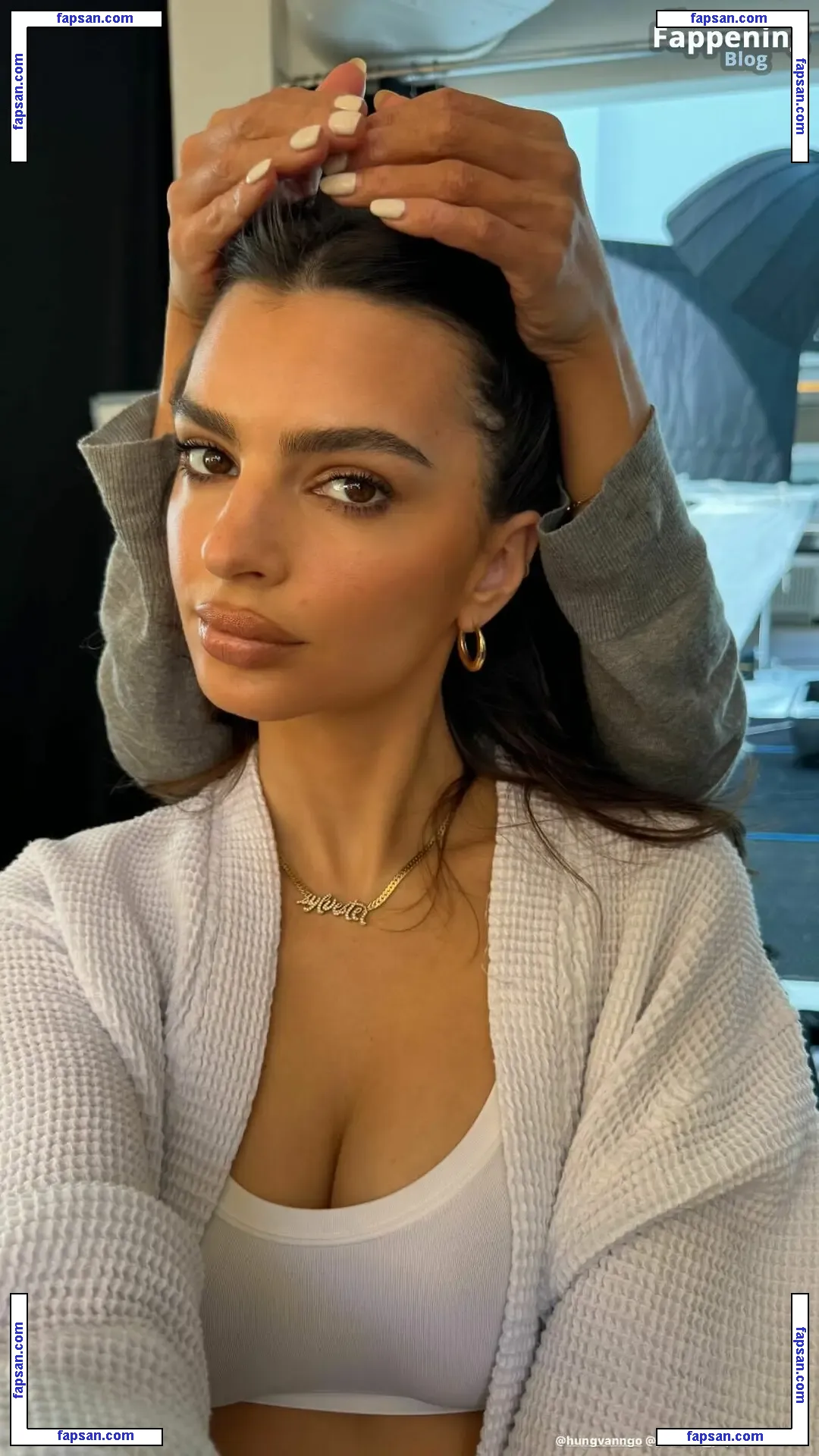 Emily Ratajkowski nude photo #17668 from OnlyFans