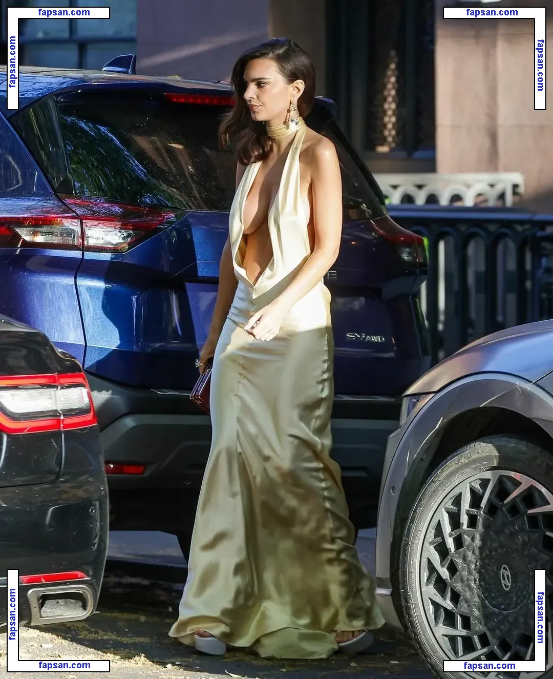 Emily Ratajkowski nude photo #17681 from OnlyFans