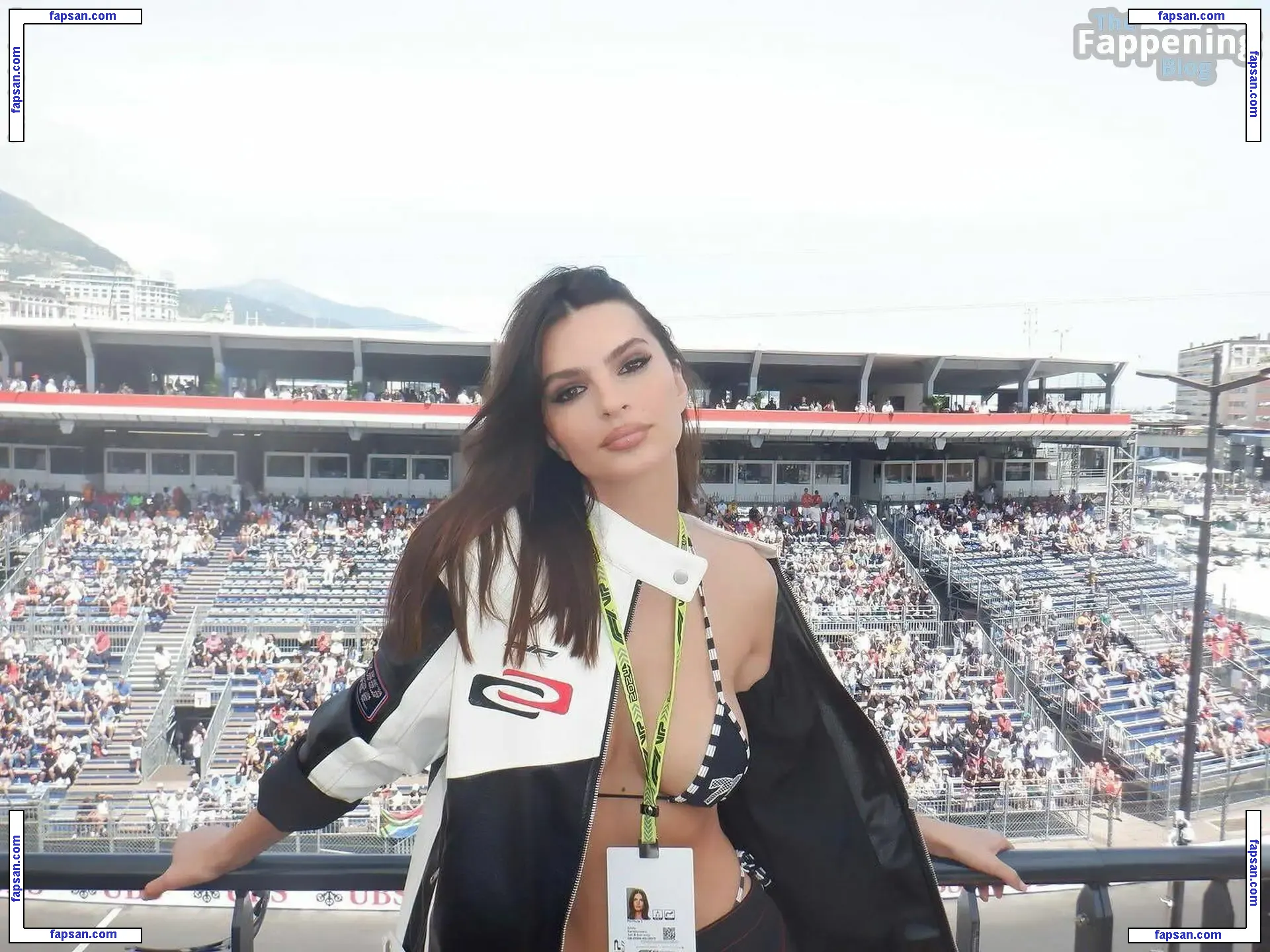 Emily Ratajkowski nude photo #18127 from OnlyFans