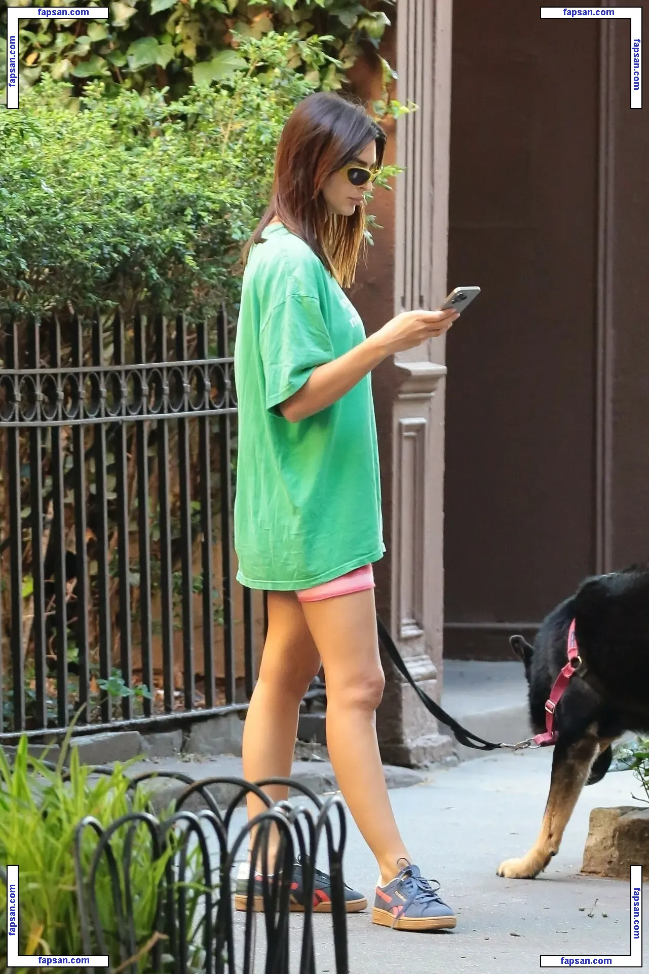 Emily Ratajkowski nude photo #18197 from OnlyFans