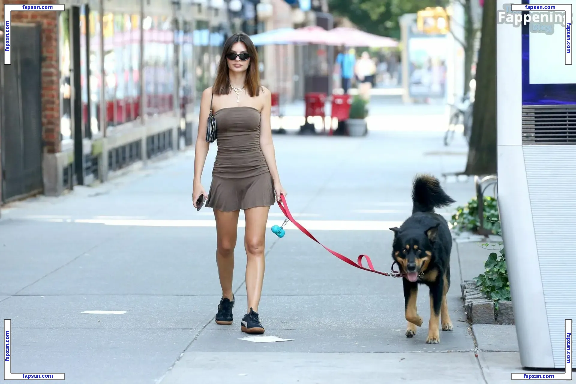 Emily Ratajkowski nude photo #18423 from OnlyFans