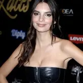 Emily Ratajkowski nude #18308