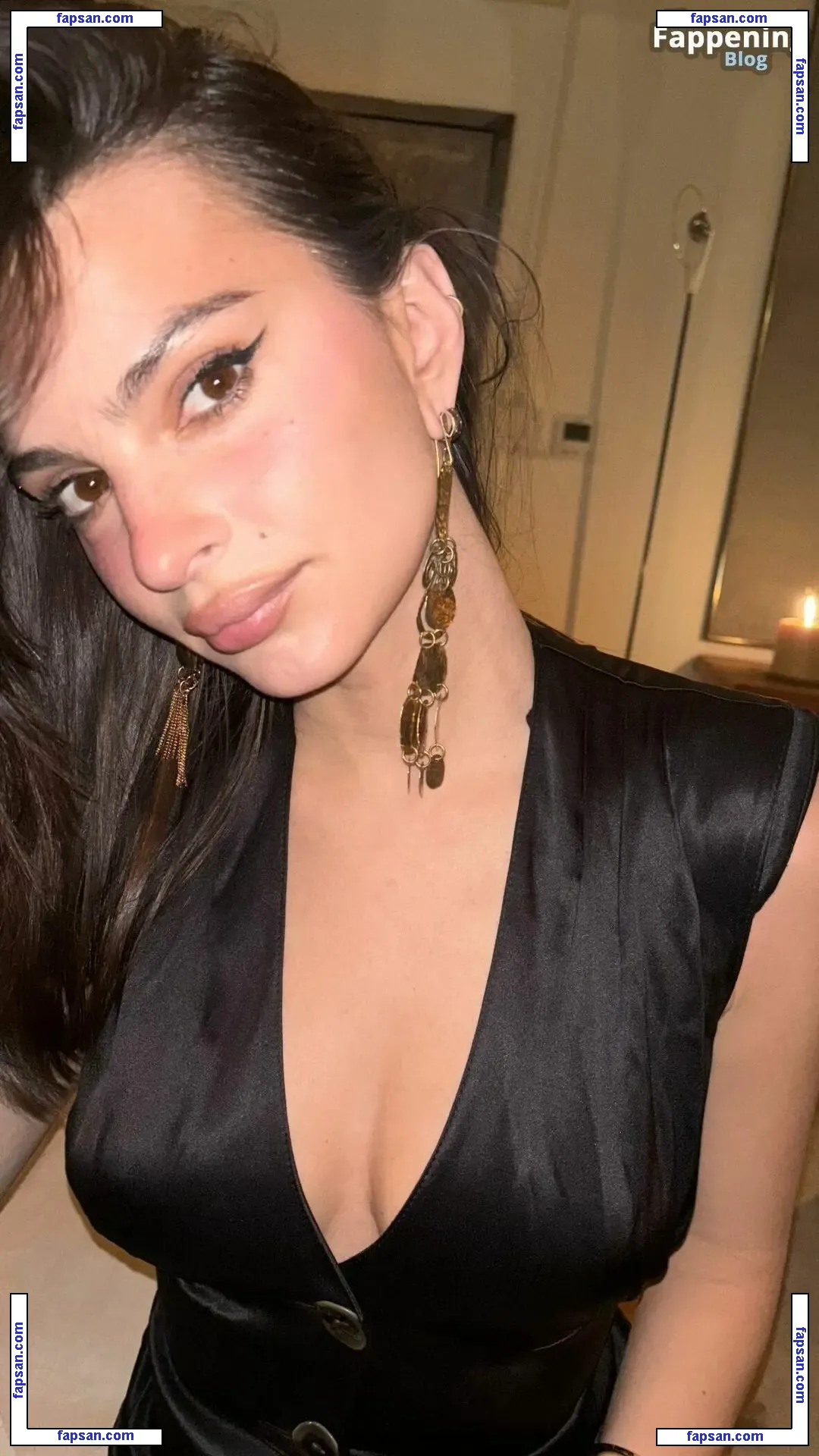 Emily Ratajkowski nude photo #19049 from OnlyFans