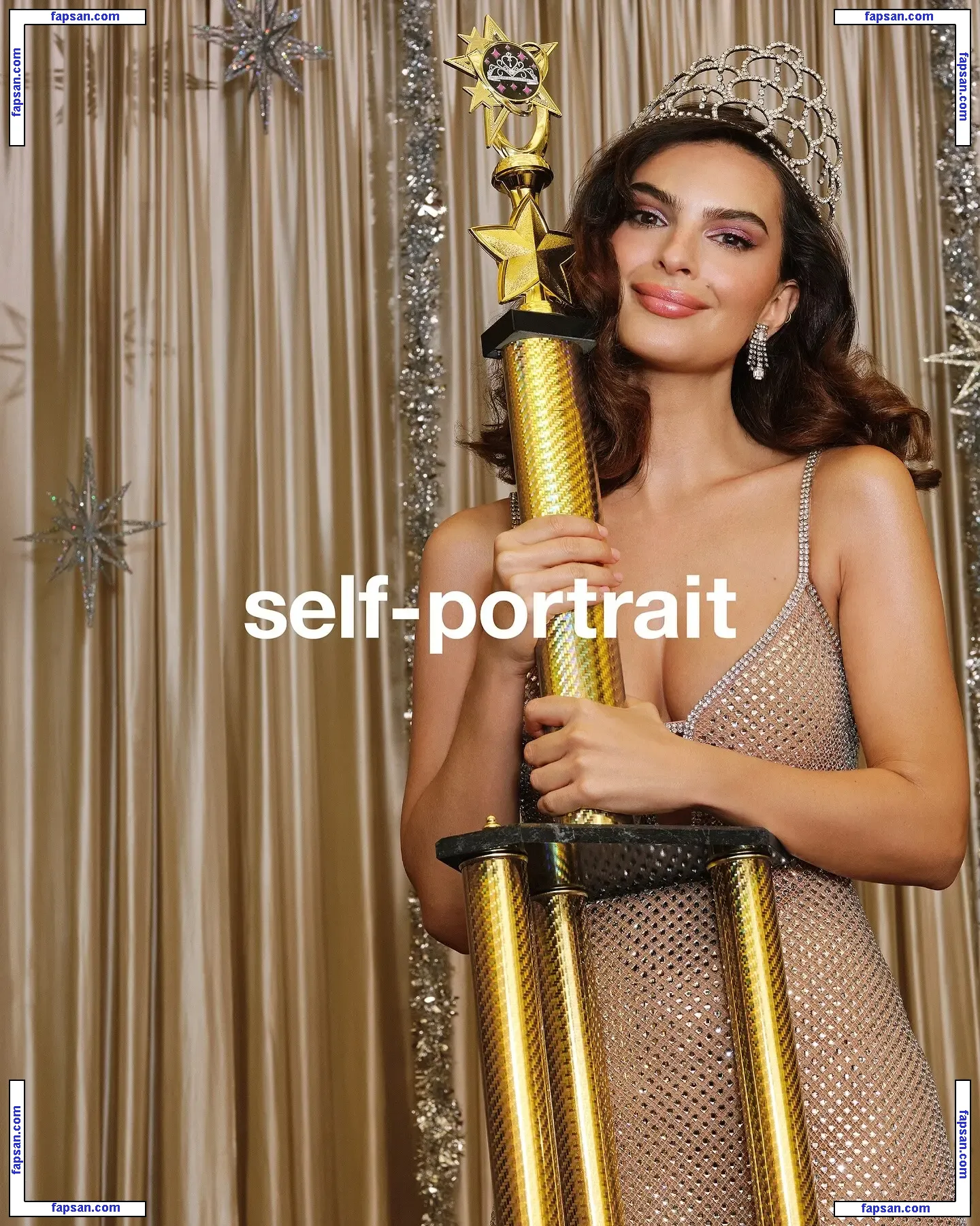 Emily Ratajkowski nude photo #19217 from OnlyFans