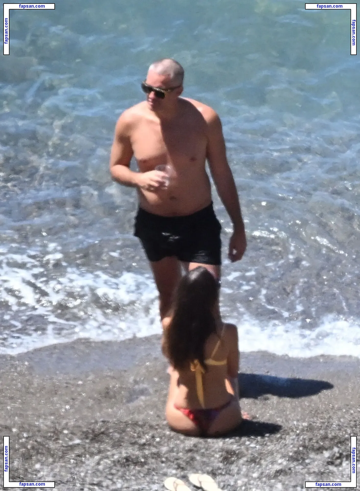 Emily Ratajkowski nude photo #19338 from OnlyFans