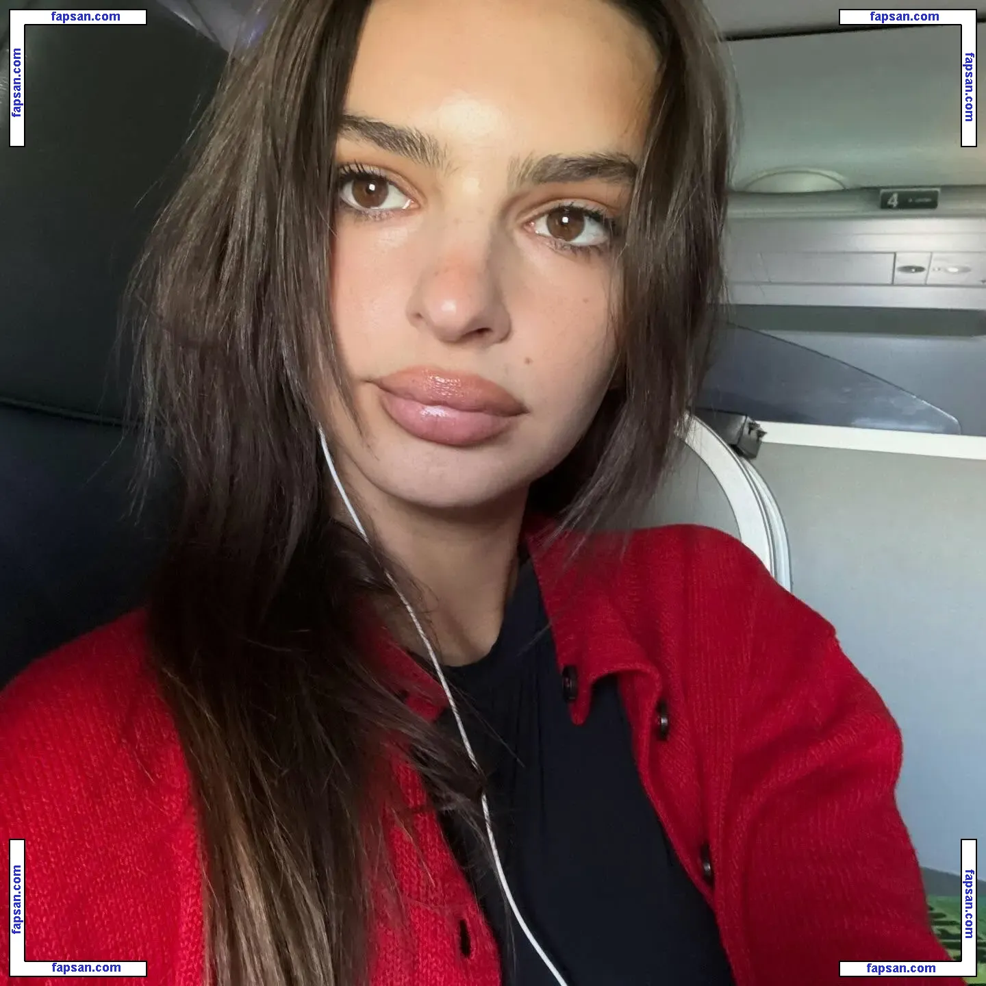 Emily Ratajkowski nude photo #19460 from OnlyFans