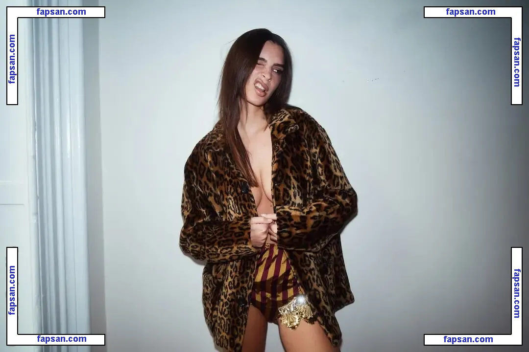 Emily Ratajkowski nude photo #19478 from OnlyFans