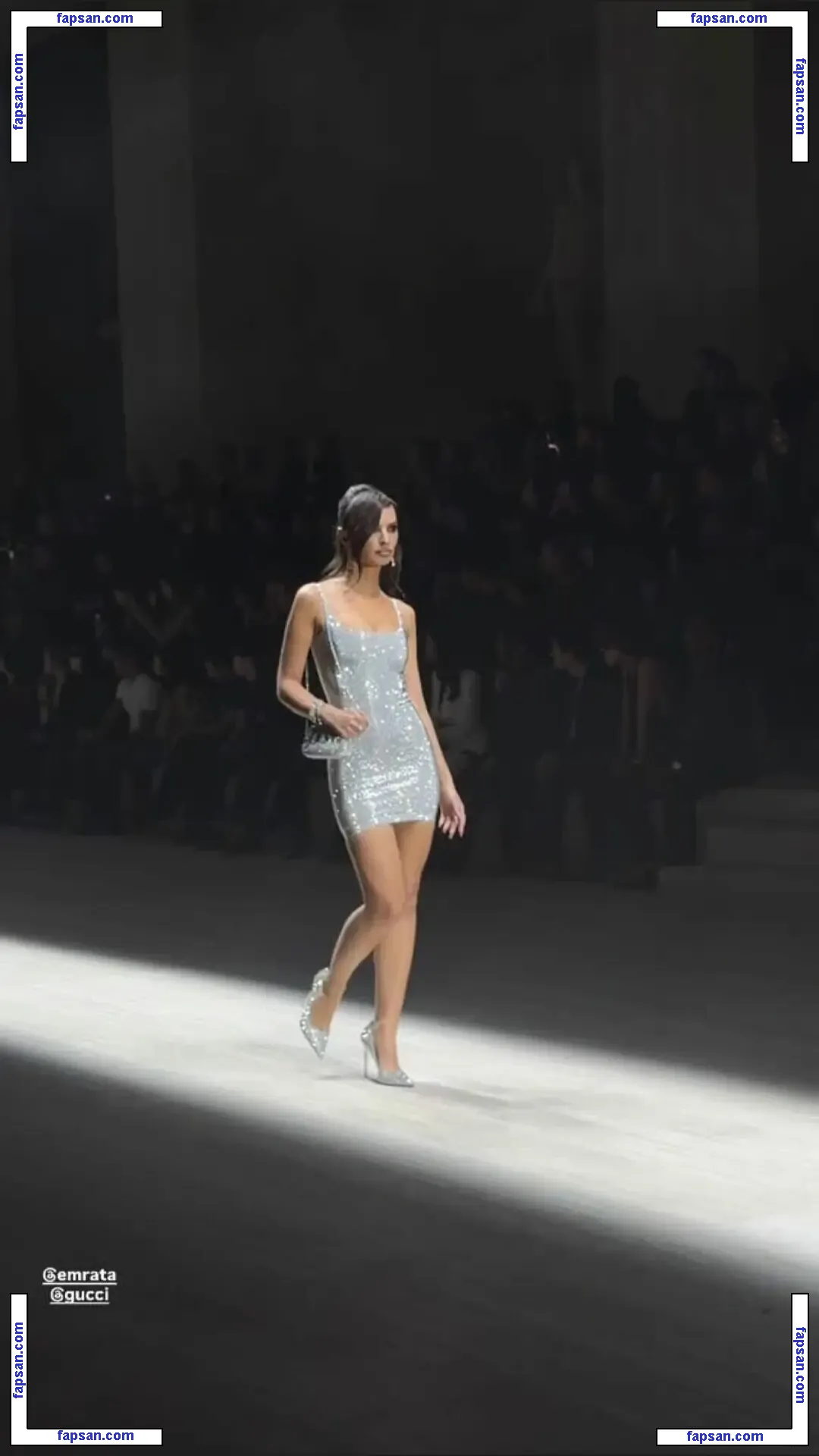 Emily Ratajkowski nude photo #19499 from OnlyFans