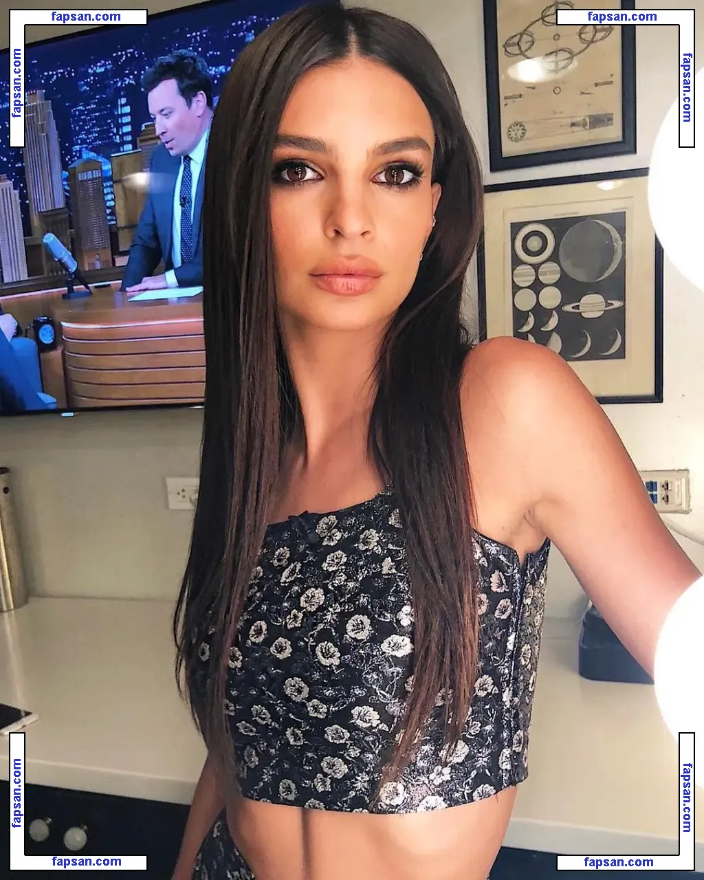Emily Ratajkowski голая фото #2185 с Онлифанс