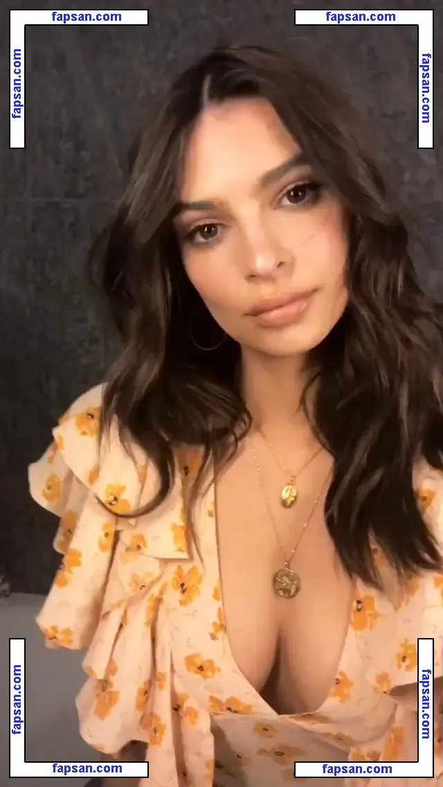 Emily Ratajkowski голая фото #2267 с Онлифанс