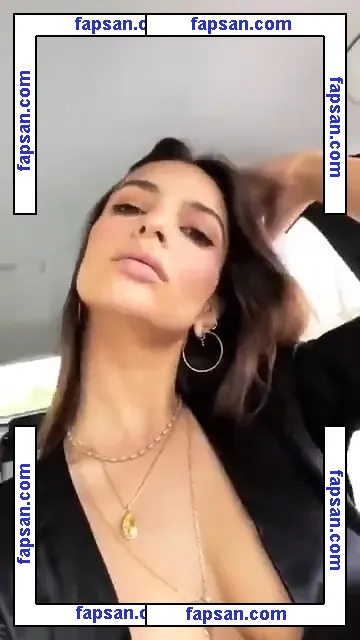 Emily Ratajkowski голая фото #2318 с Онлифанс