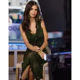 Emily Ratajkowski голая #2183