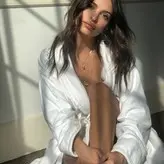 Emily Ratajkowski голая #2264