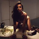 Emily Ratajkowski голая #2556
