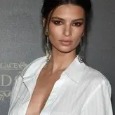 Emily Ratajkowski голая #2707