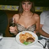 Emily Ratajkowski голая #3039