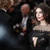 Emily Ratajkowski голая #3332