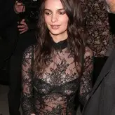 Emily Ratajkowski голая #3632