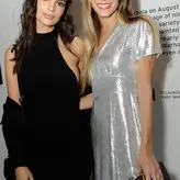 Emily Ratajkowski голая #3799