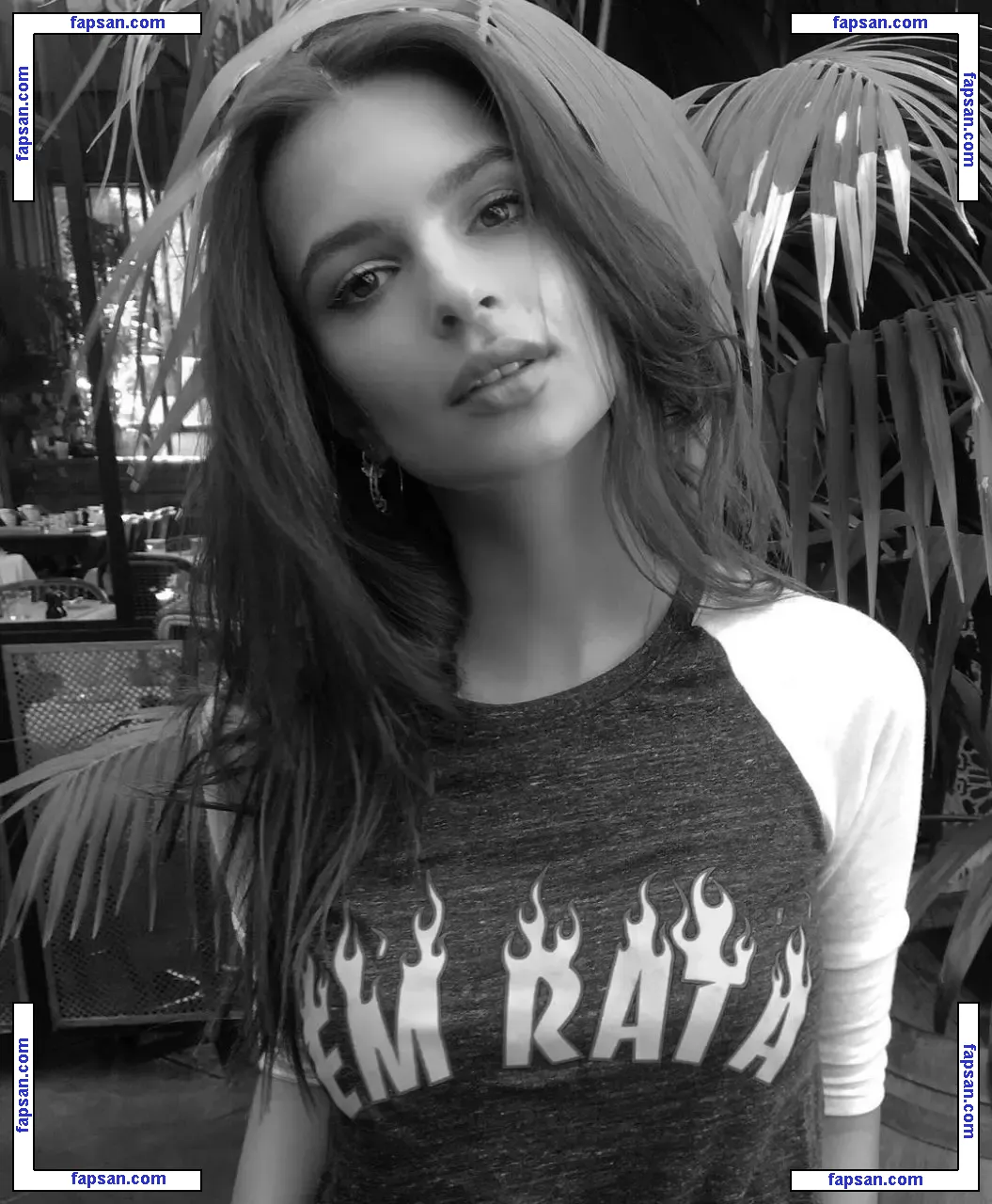 Emily Ratajkowski голая фото #4462 с Онлифанс