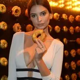 Emily Ratajkowski голая #4634
