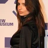 Emily Ratajkowski голая #5622