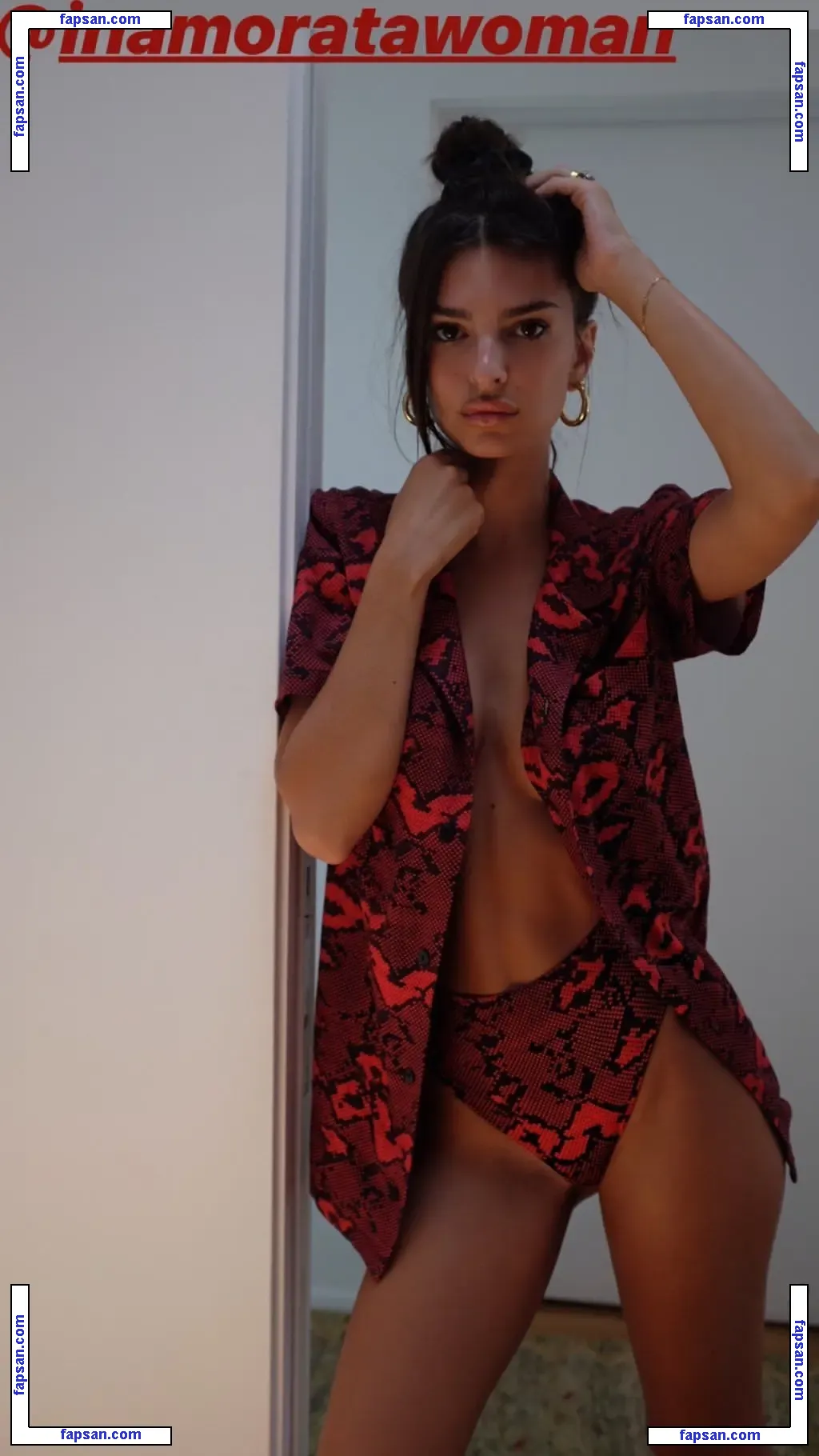 Emily Ratajkowski голая фото #6764 с Онлифанс