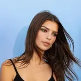 Emily Ratajkowski голая #7030