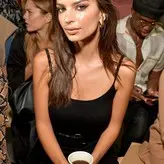 Emily Ratajkowski голая #7044