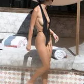 Emily Ratajkowski голая #7450