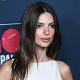 Emily Ratajkowski голая #7725