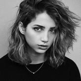 Emily Rudd голая #0026