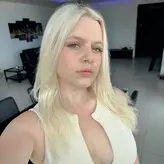 emily.schwarz голая #0021