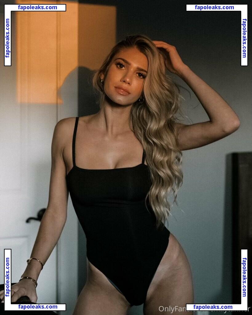 Emily Tanner / emilytanner / emilyytanner nude photo #0006 from OnlyFans