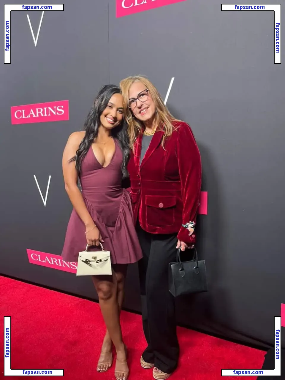 Emily Tosta голая фото #0229 с Онлифанс