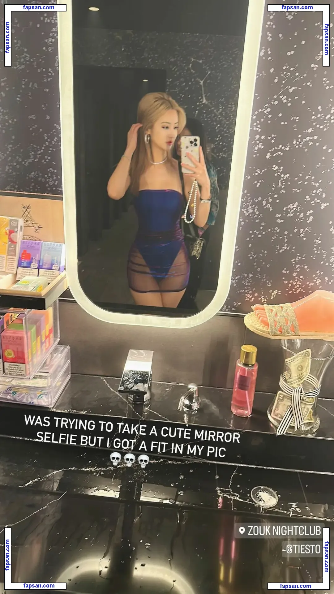 Emily108 nude photo #0024 from OnlyFans