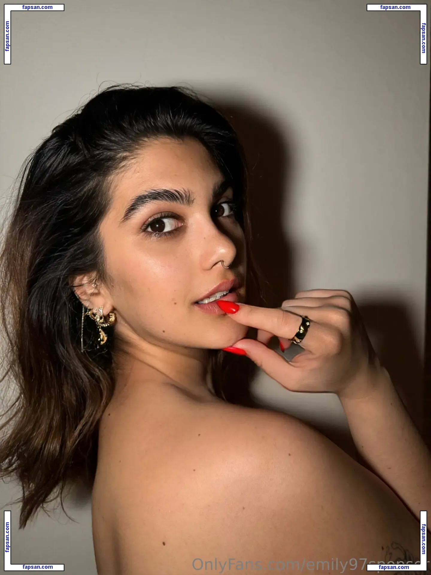 emily97sponsor nude photo #0015 from OnlyFans