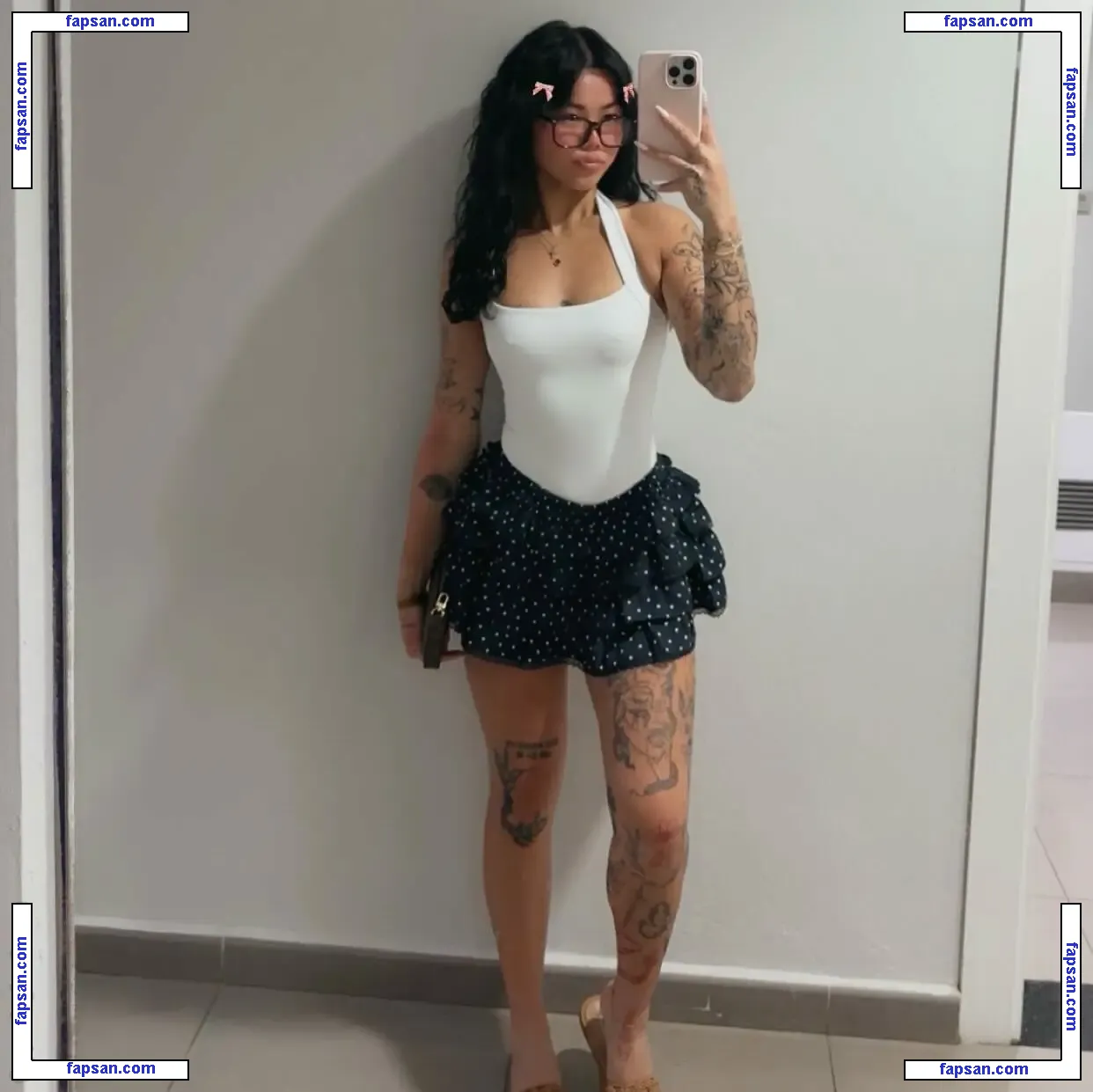 Emilyafeng nude photo #0036 from OnlyFans