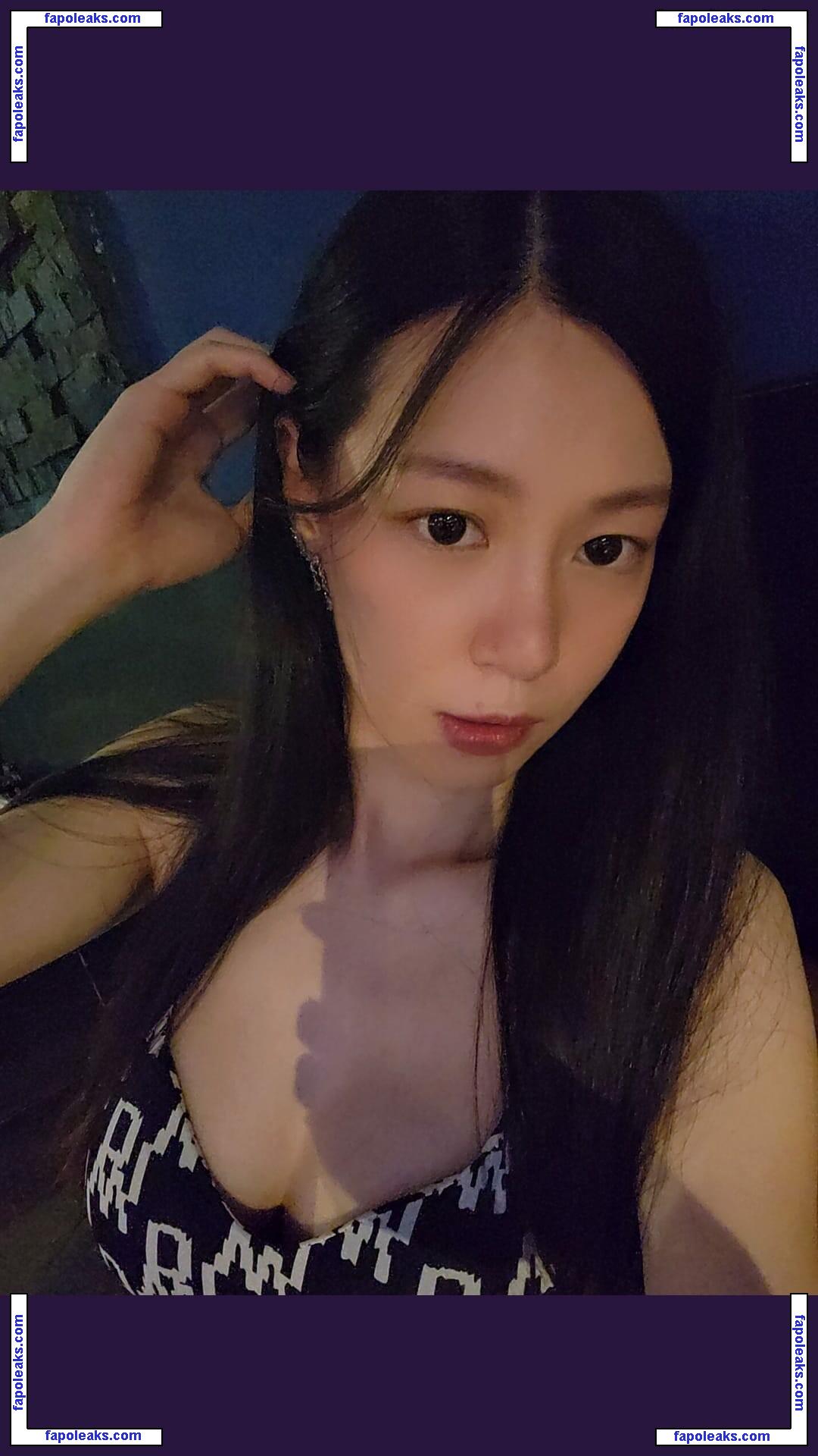 Emilyck Chan / emily_0224 / emilyk8z nude photo #0146 from OnlyFans