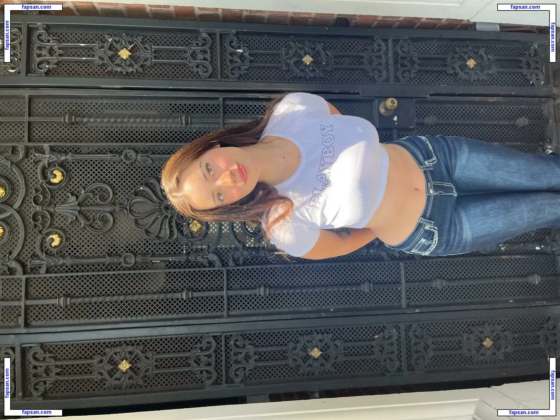 emilycocea nude photo #0007 from OnlyFans