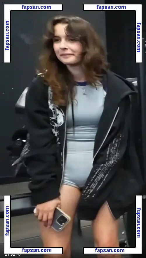 emilydaniellam голая фото #0002 с Онлифанс