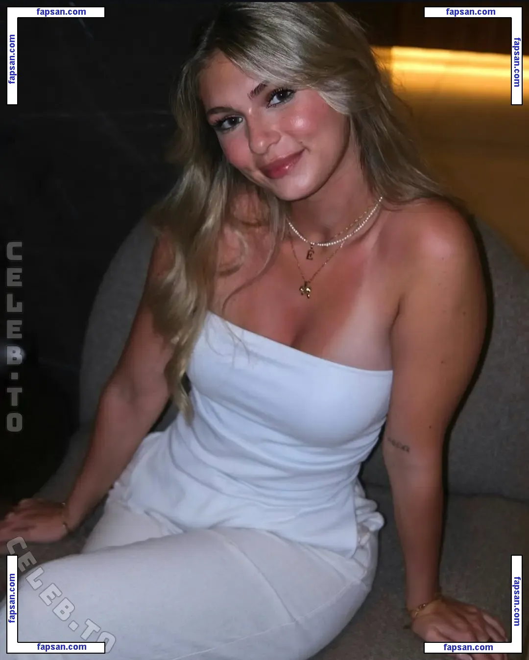 Emilylior nude photo #0024 from OnlyFans