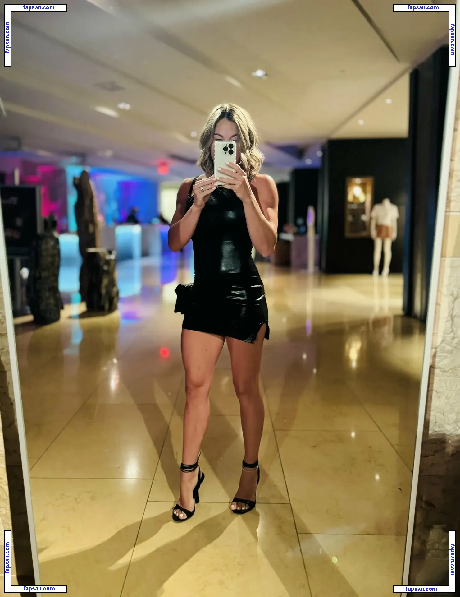 EmilyMarie303 nude photo #0013 from OnlyFans