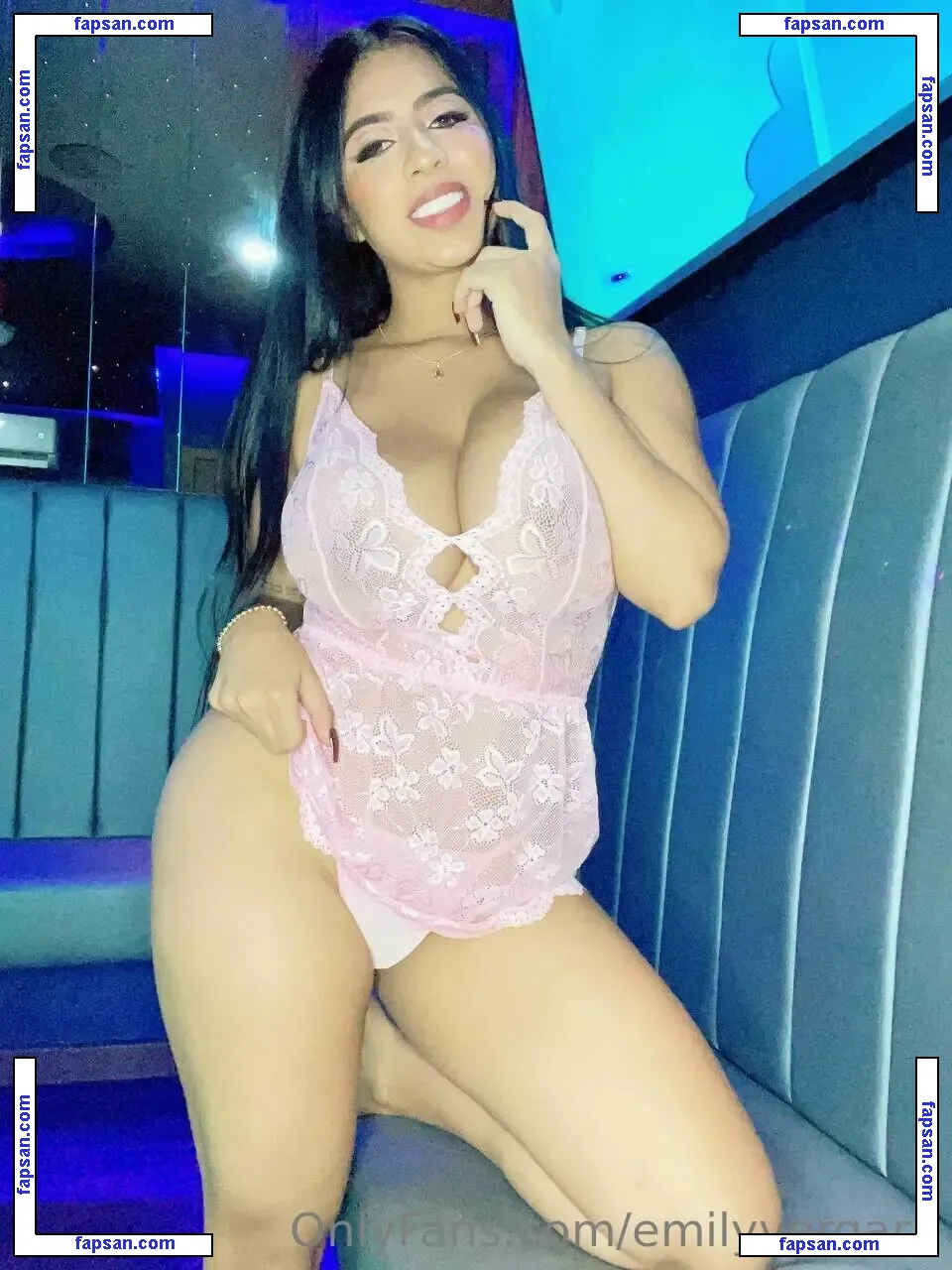 emilyvergara nude photo #0090 from OnlyFans