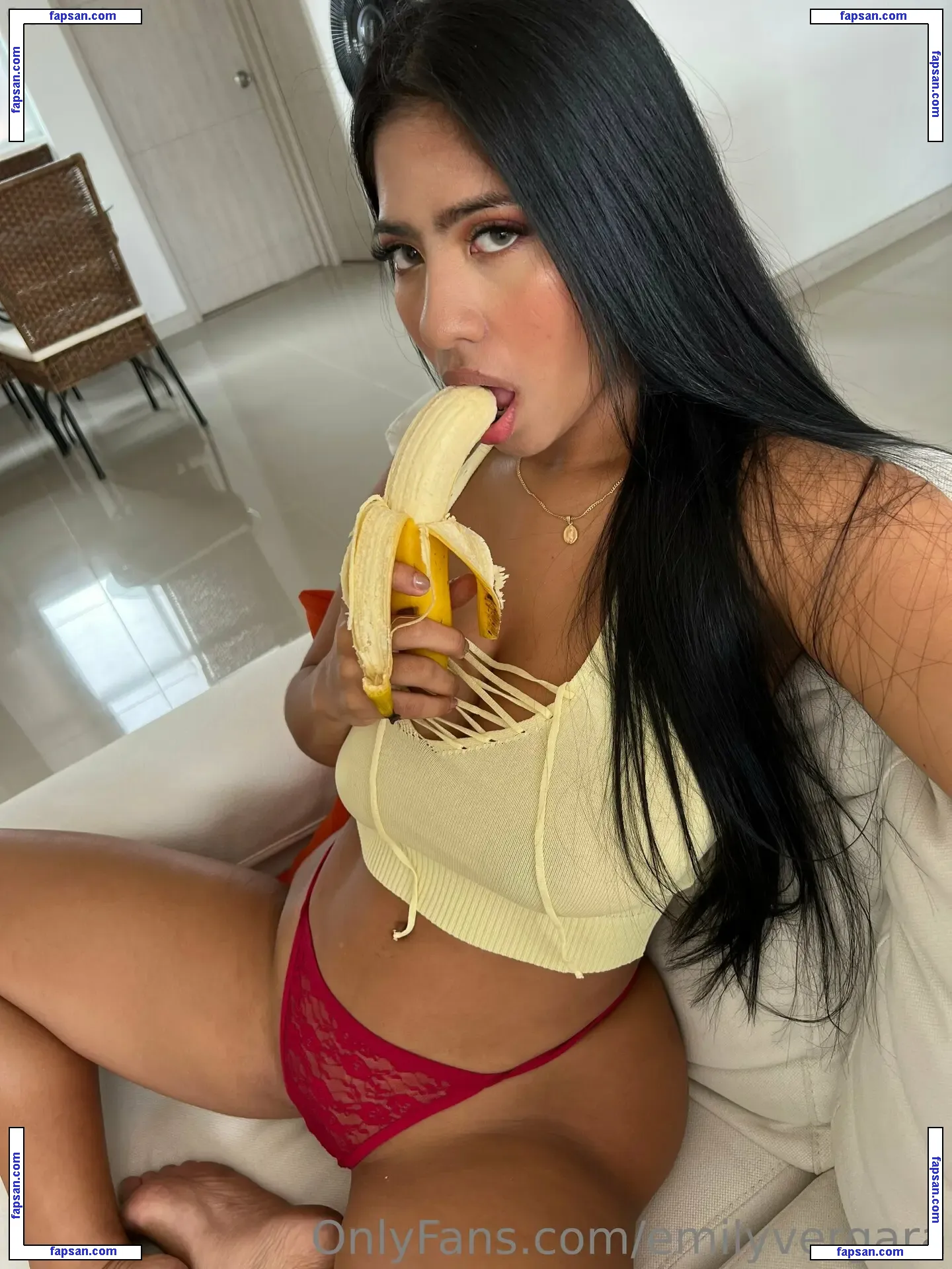 emilyvergara nude photo #0113 from OnlyFans