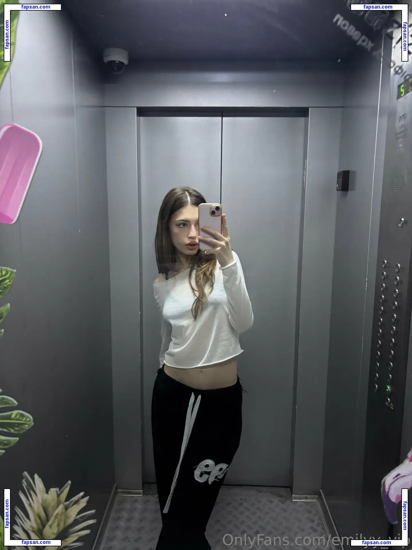 emilyy.vip nude photo #0035 from OnlyFans