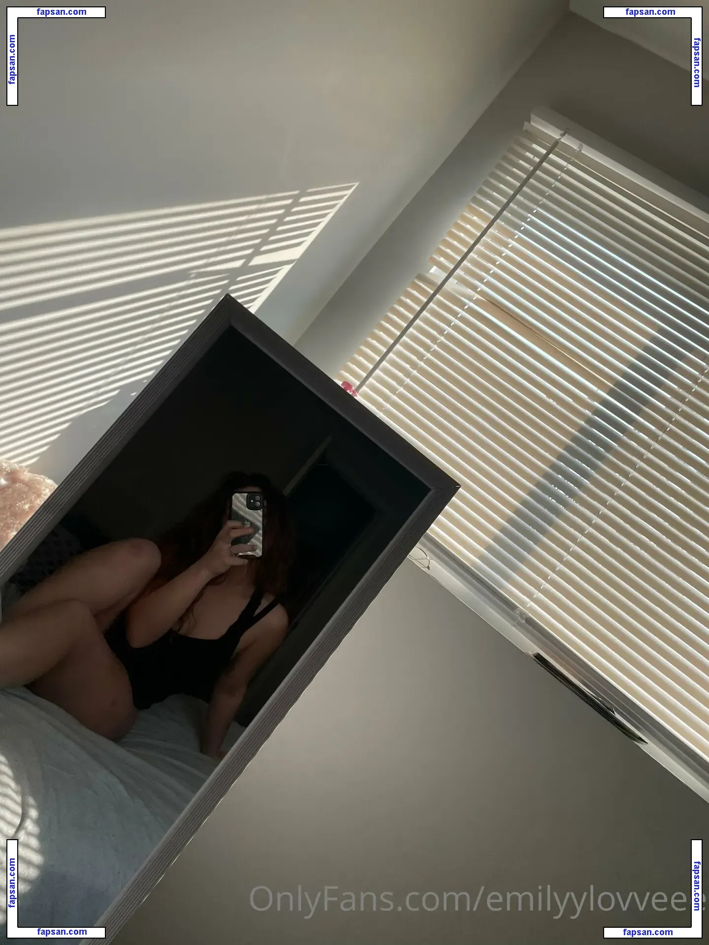 emilyylovveee nude photo #0022 from OnlyFans